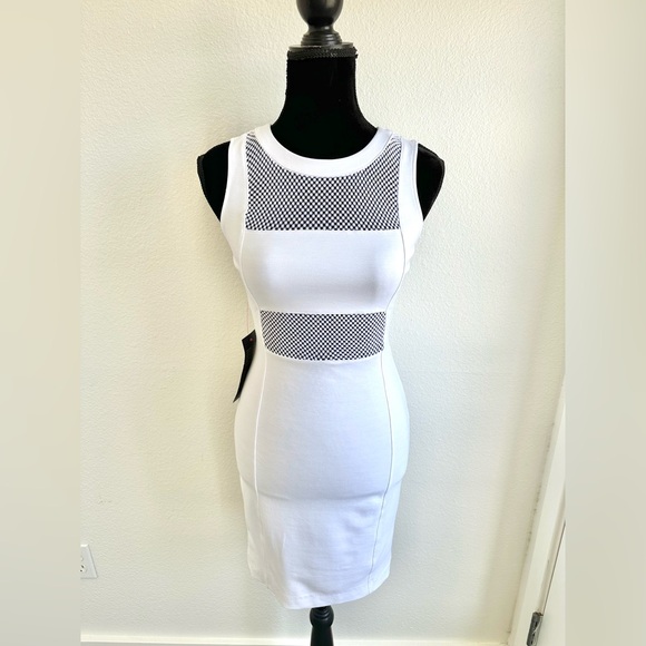 BEBE RESORT DRESS - Picture 2 of 8